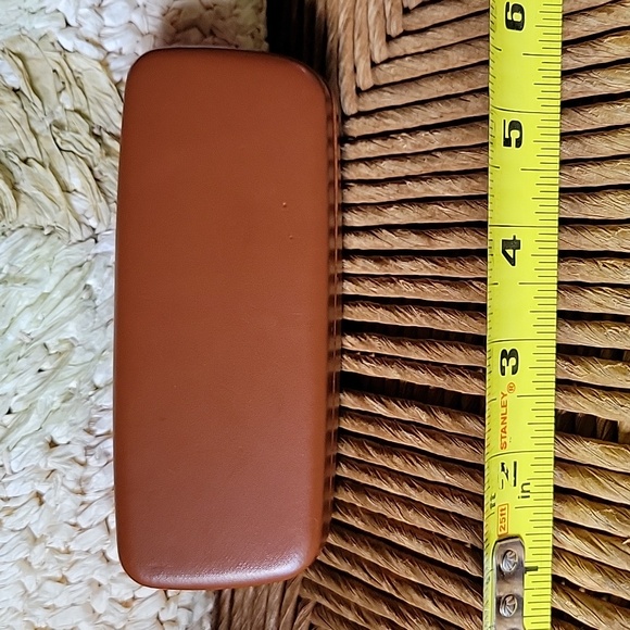 Longchamp Paris, brown hard eyeglass/sunglass case - Picture 3 of 9